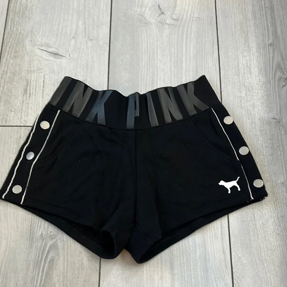 PINK Victoria's Secret Black Women's Elastic Waist Athletic Shorts size XS - Picture 1 of 9